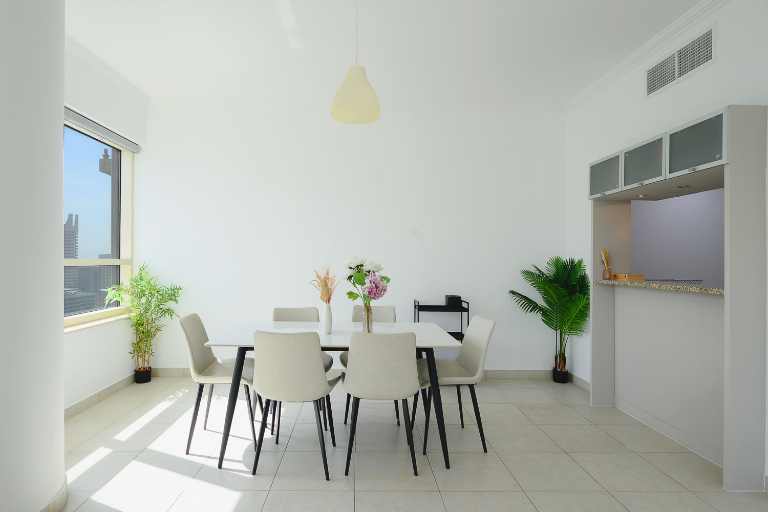 2 Bedrooms Apartment in Marina Quays West