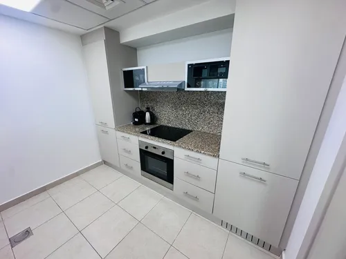 2 Bedrooms Apartment in Marina Quays West