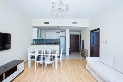 1 Bedroom Apartment in Botanica Tower