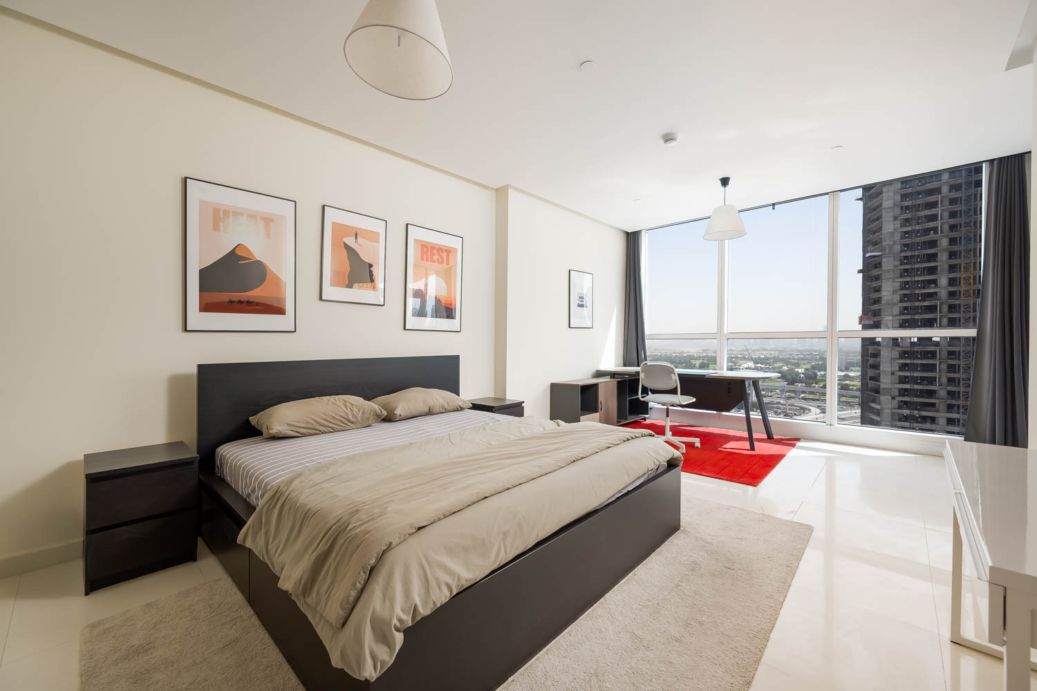 3 Bedrooms Apartment in 23 Marina