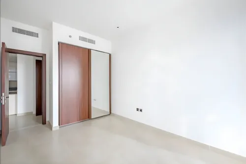 2 Bedrooms Apartment in Marina Gate 1