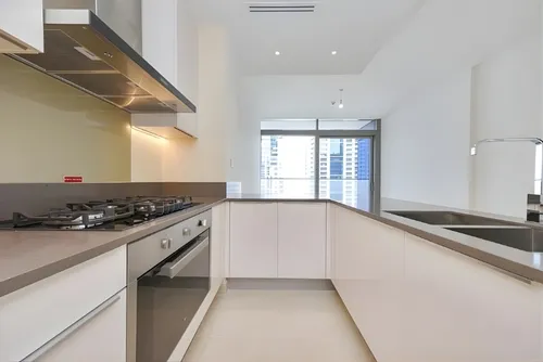 2 Bedrooms Apartment in Marina Gate 1