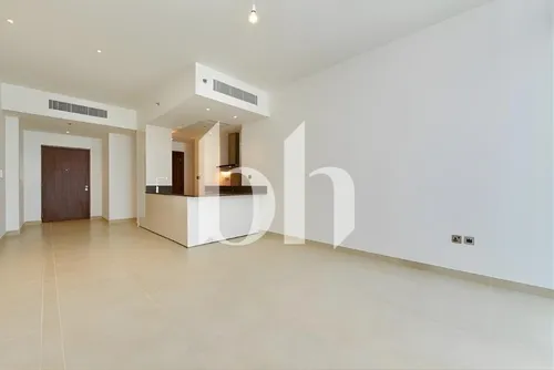 Corner Unit | Palm View | February