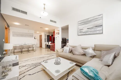 2 Bedrooms Apartment in Ocean Heights