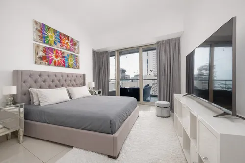 2 Bedrooms Apartment in Ocean Heights