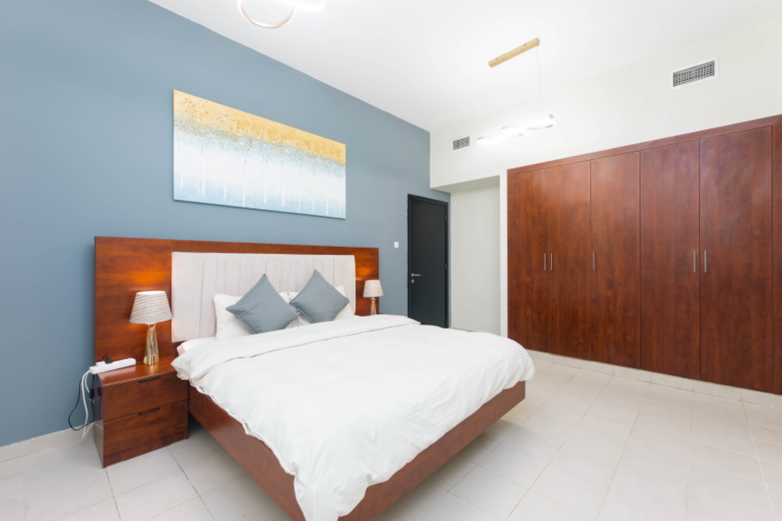 1 Bedroom Apartment in Escan Tower