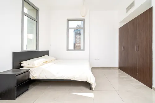 3 Bedrooms Apartment in Marina Wharf 1