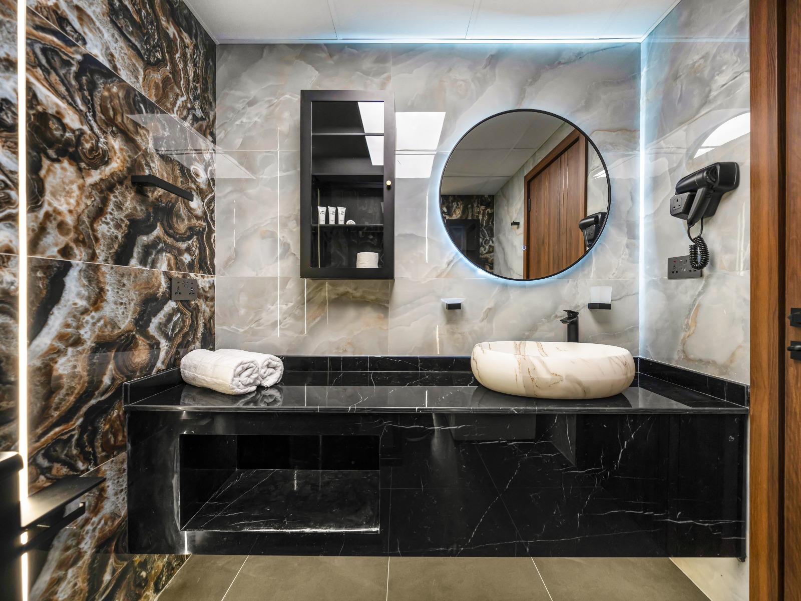 1 Bedroom Apartment in Marina Diamond 6