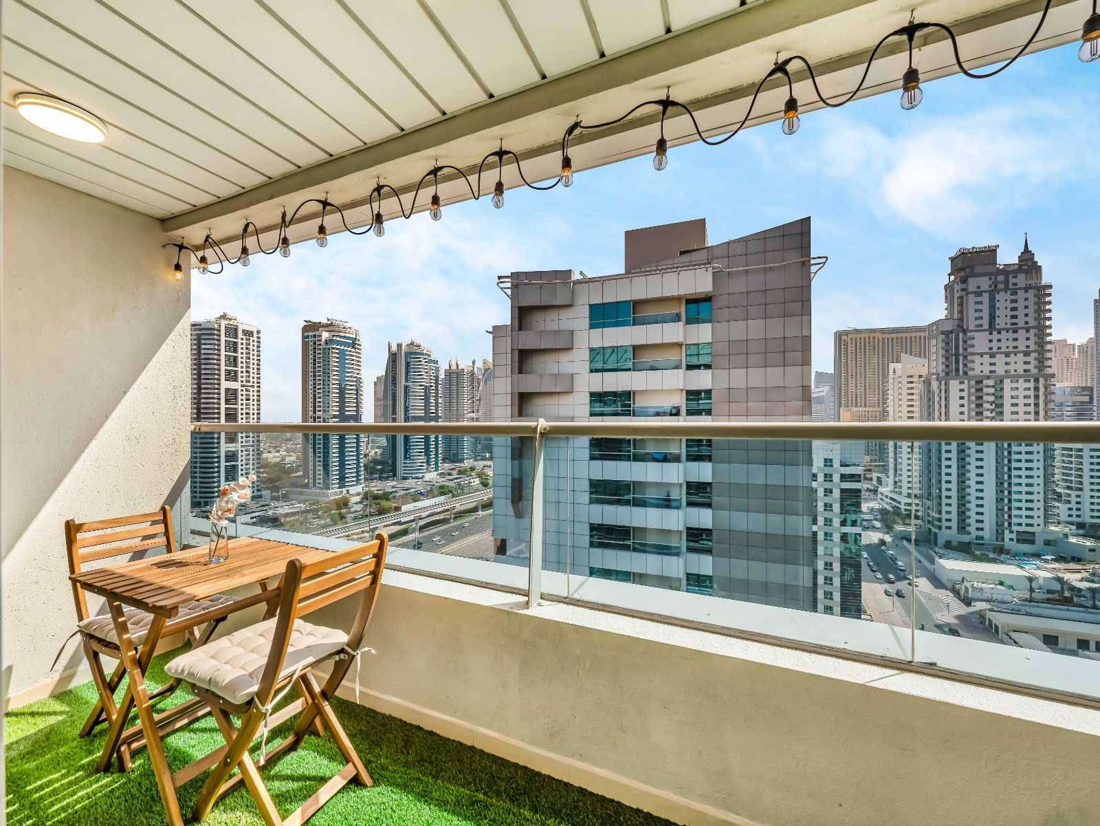 1 Bedroom Apartment in Marina Diamond 6