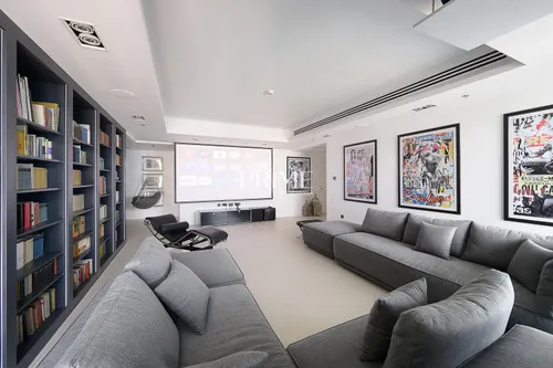 5 Bedrooms Penthouse in Princess Tower