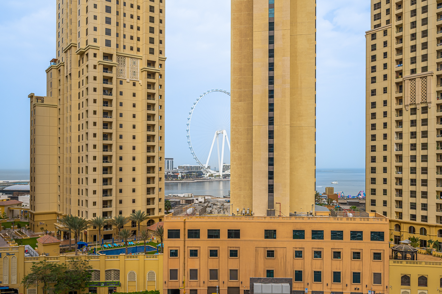 1 Bedroom Apartment in Aurora Tower, Marina Promenade