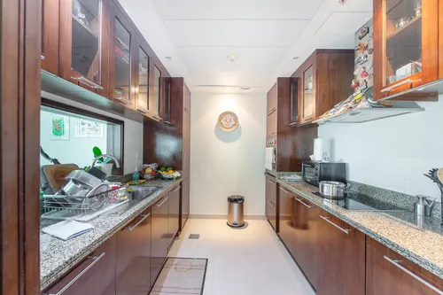 1 Bedroom Apartment in Aurora Tower, Marina Promenade