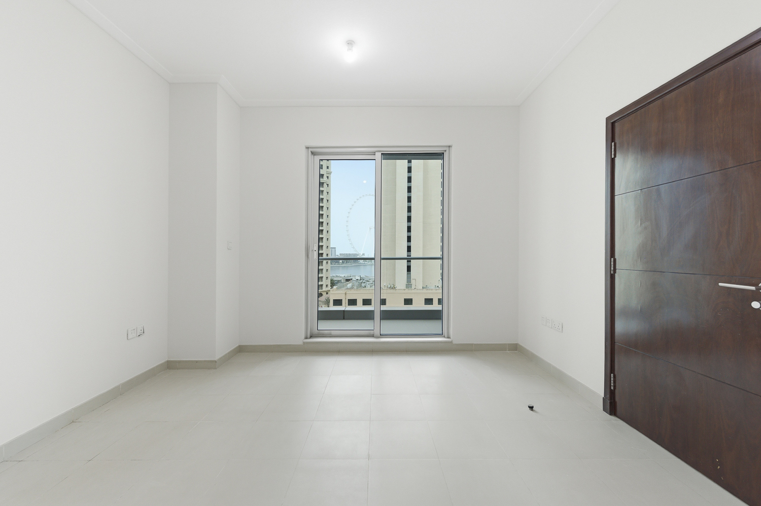 1 Bedroom Apartment in Aurora Tower, Marina Promenade