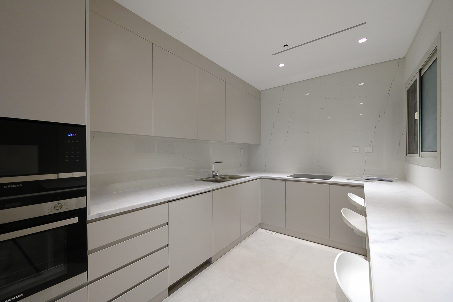 4 Bedrooms Apartment in Horizon Tower