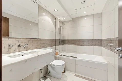 1 Bedroom Apartment in Blakely Tower