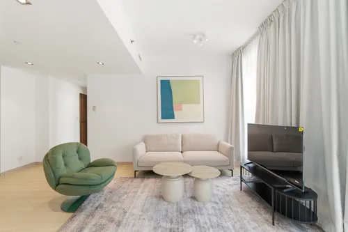 1 Bedroom Apartment in Blakely Tower