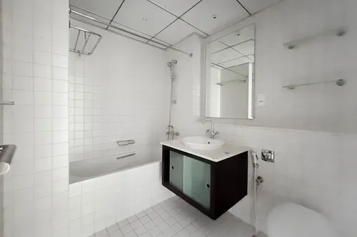 2 Bedrooms Apartment in Al Majara 1