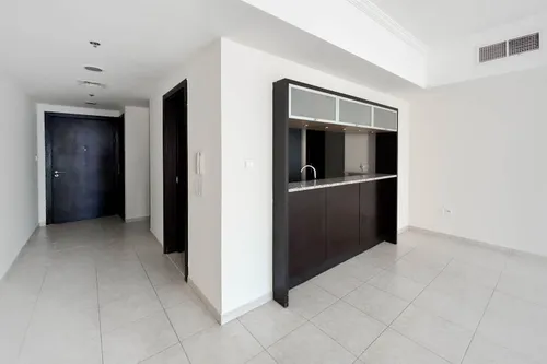 2 Bedrooms Apartment in Al Majara 1