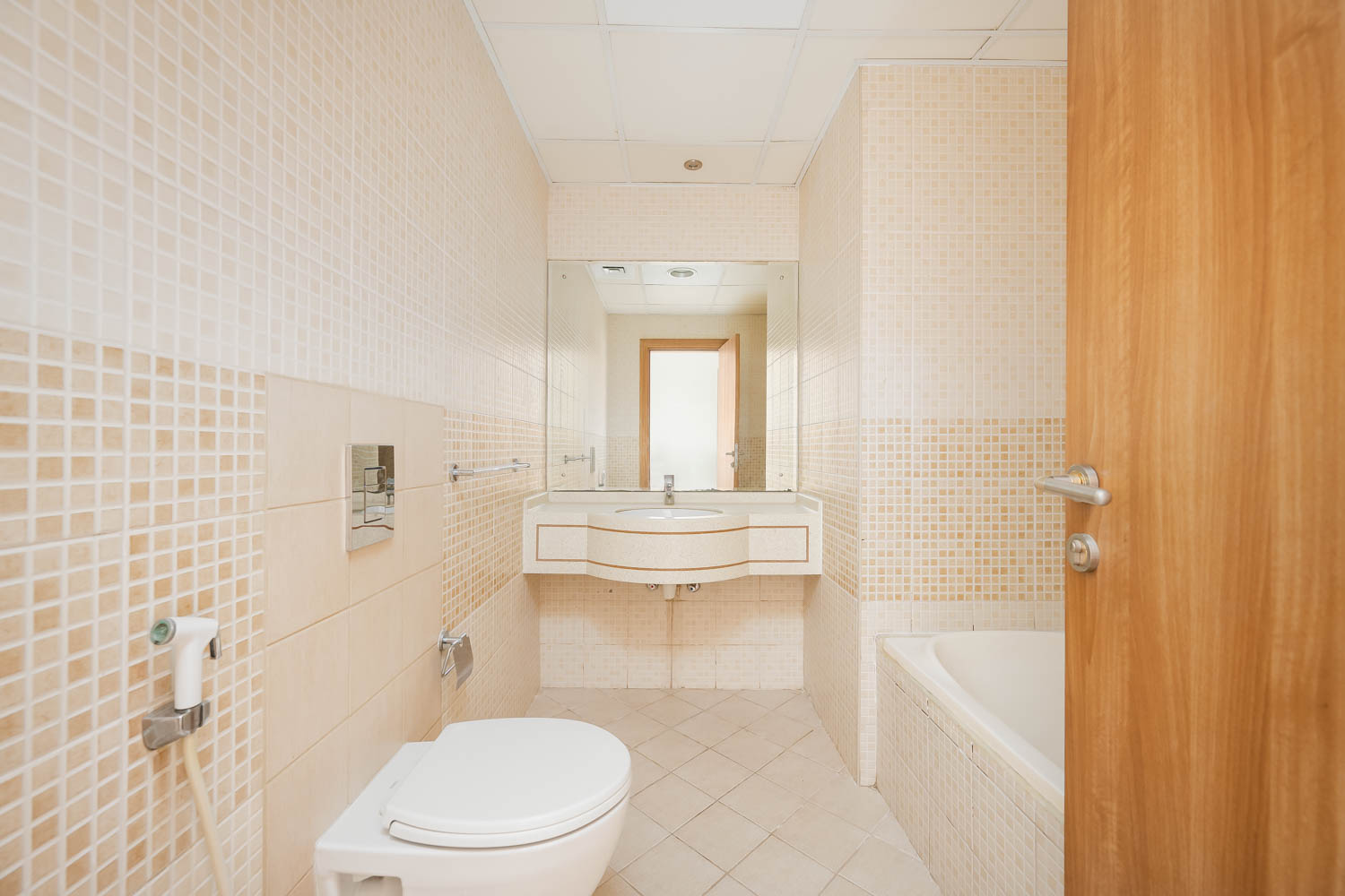 2 Bedrooms Apartment in Sulafa Tower