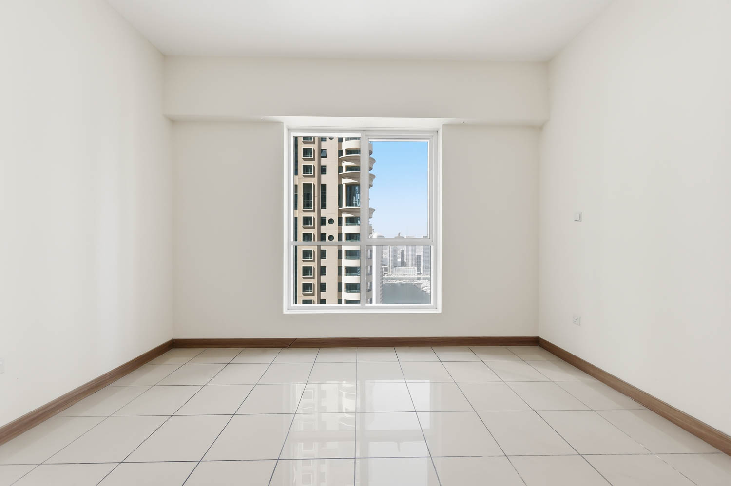 2 Bedrooms Apartment in Sulafa Tower