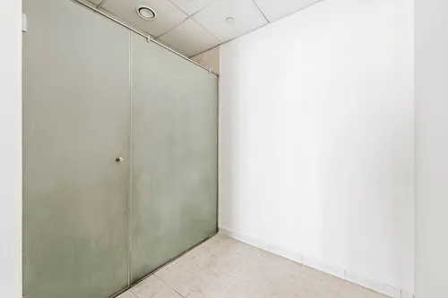 2 Bedrooms Apartment in Trident Bayside