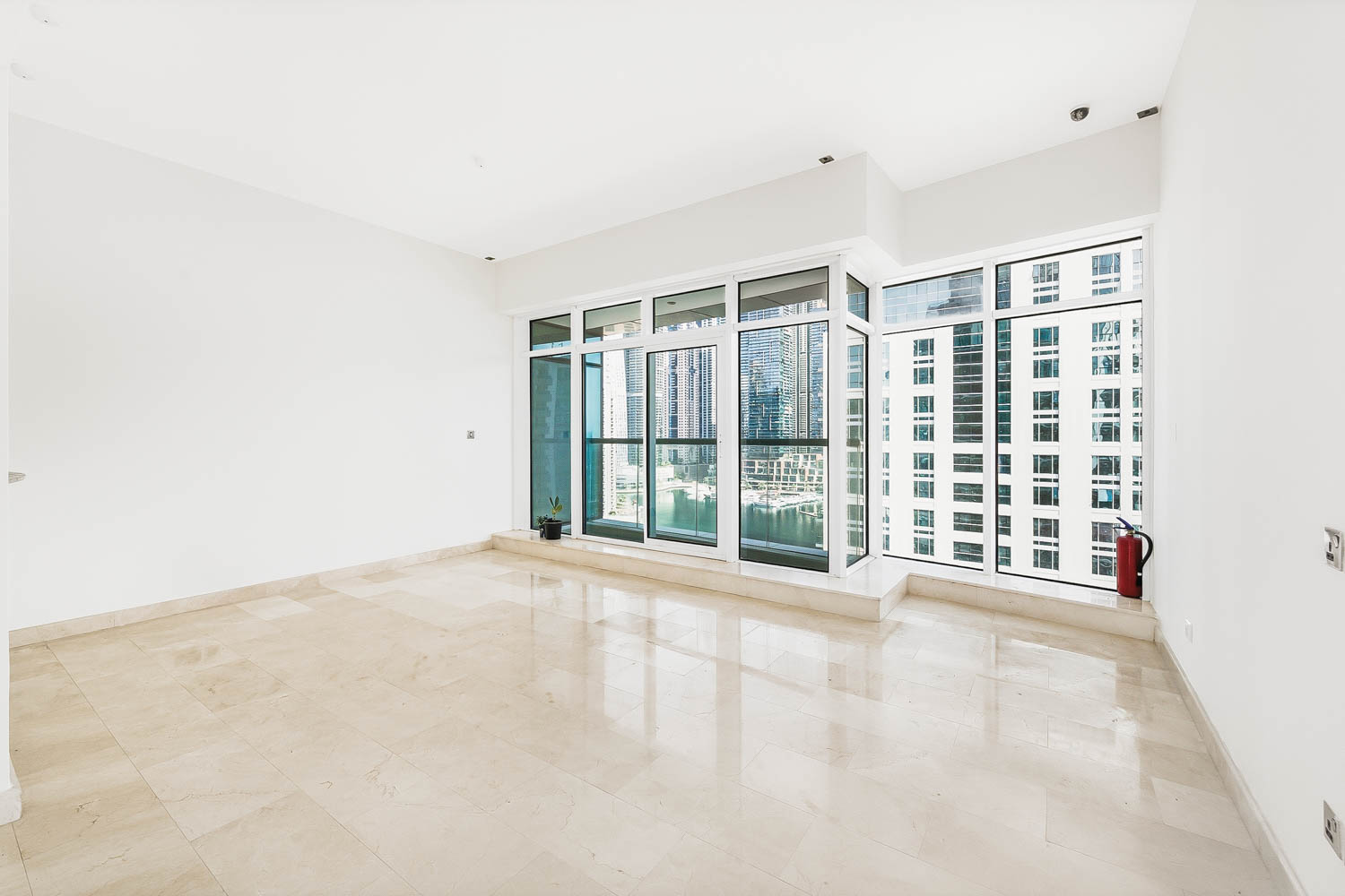 2 Bedroom Apartment in Trident Bayside