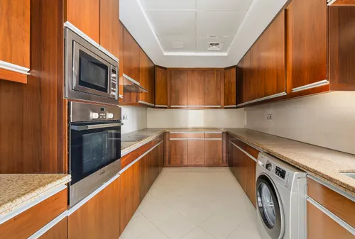 2 Bedrooms Apartment in Trident Bayside