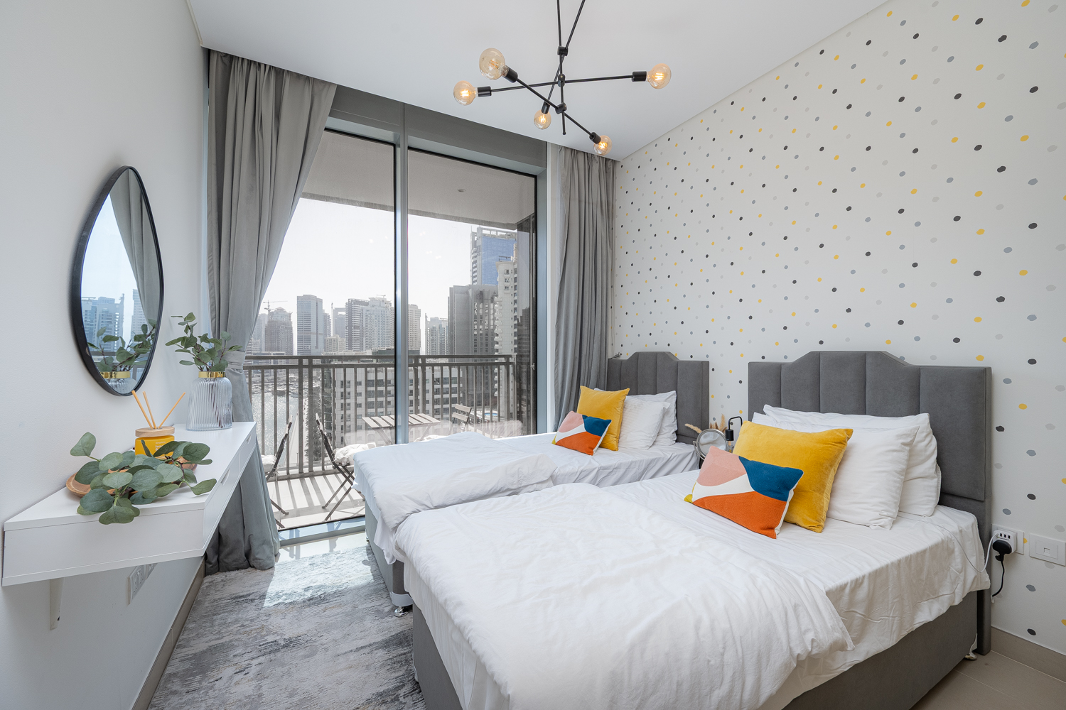 2 Bedrooms Apartment in 5242 Tower 2