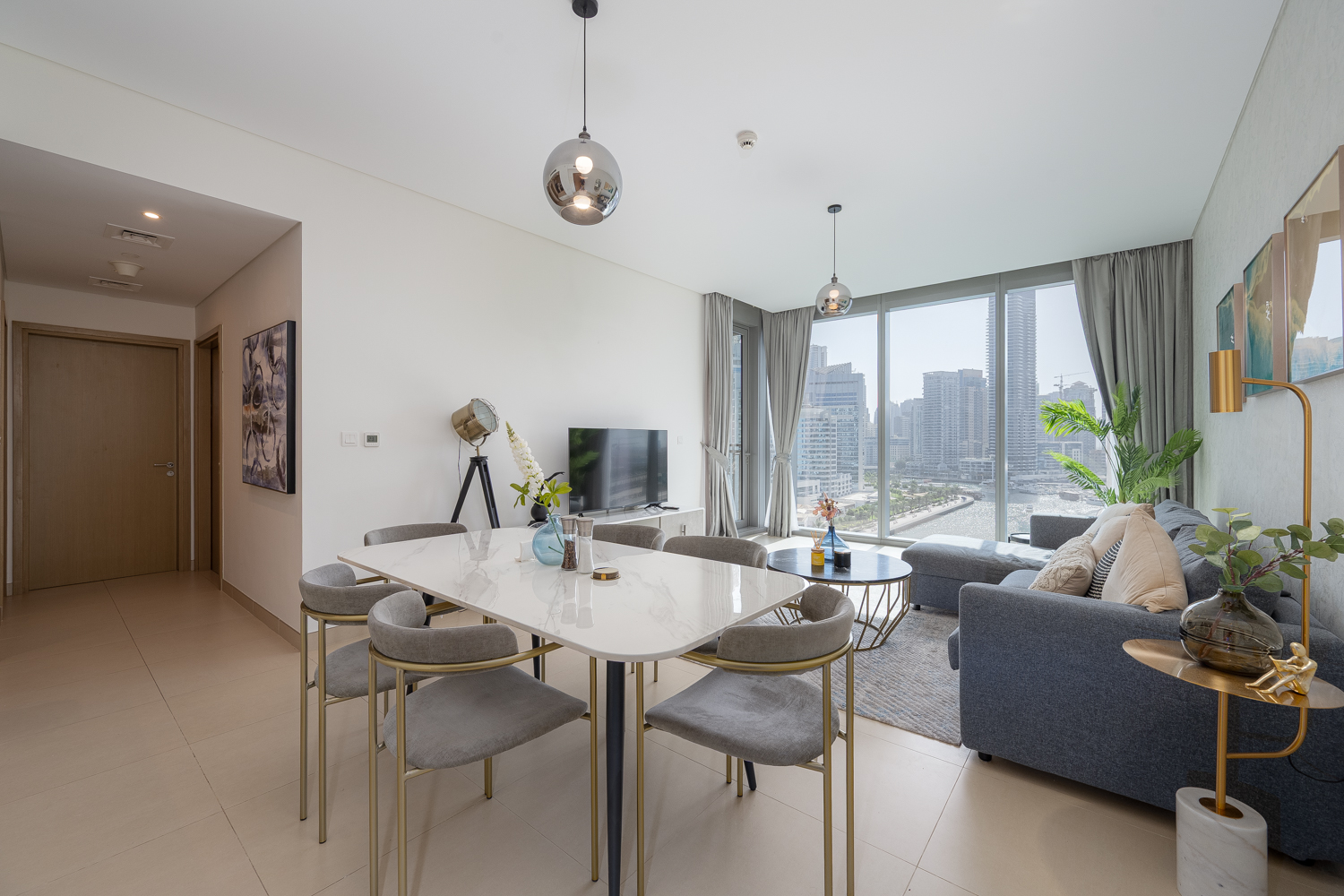 2 Bedrooms Apartment in 5242 Tower 2