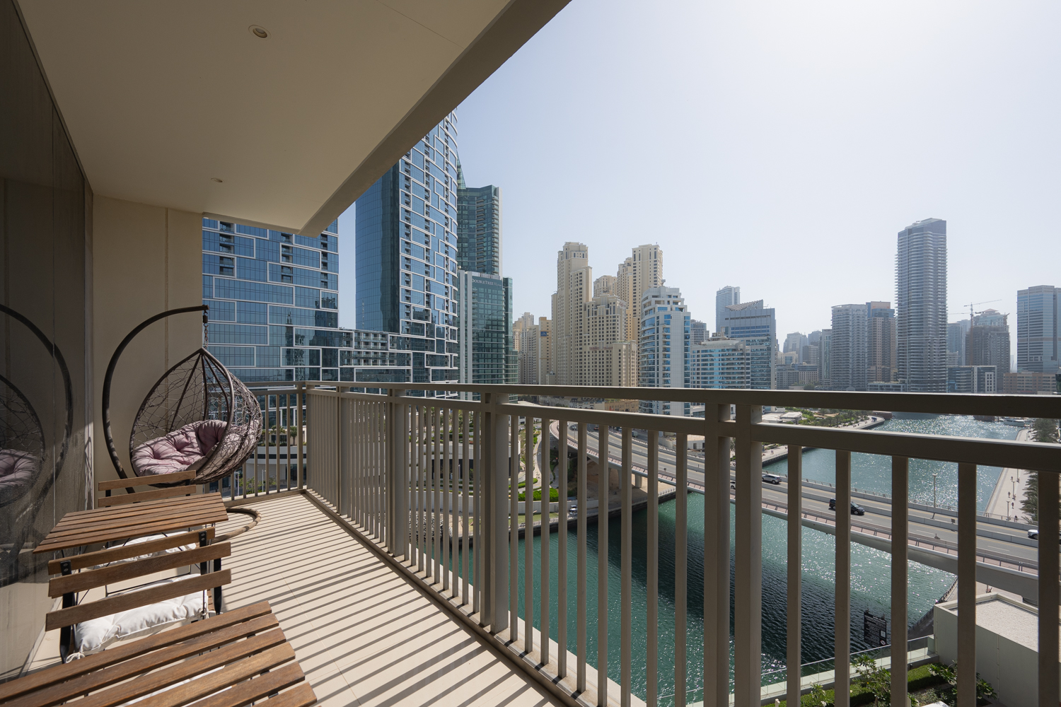 2 Bedrooms Apartment in 5242 Tower 2