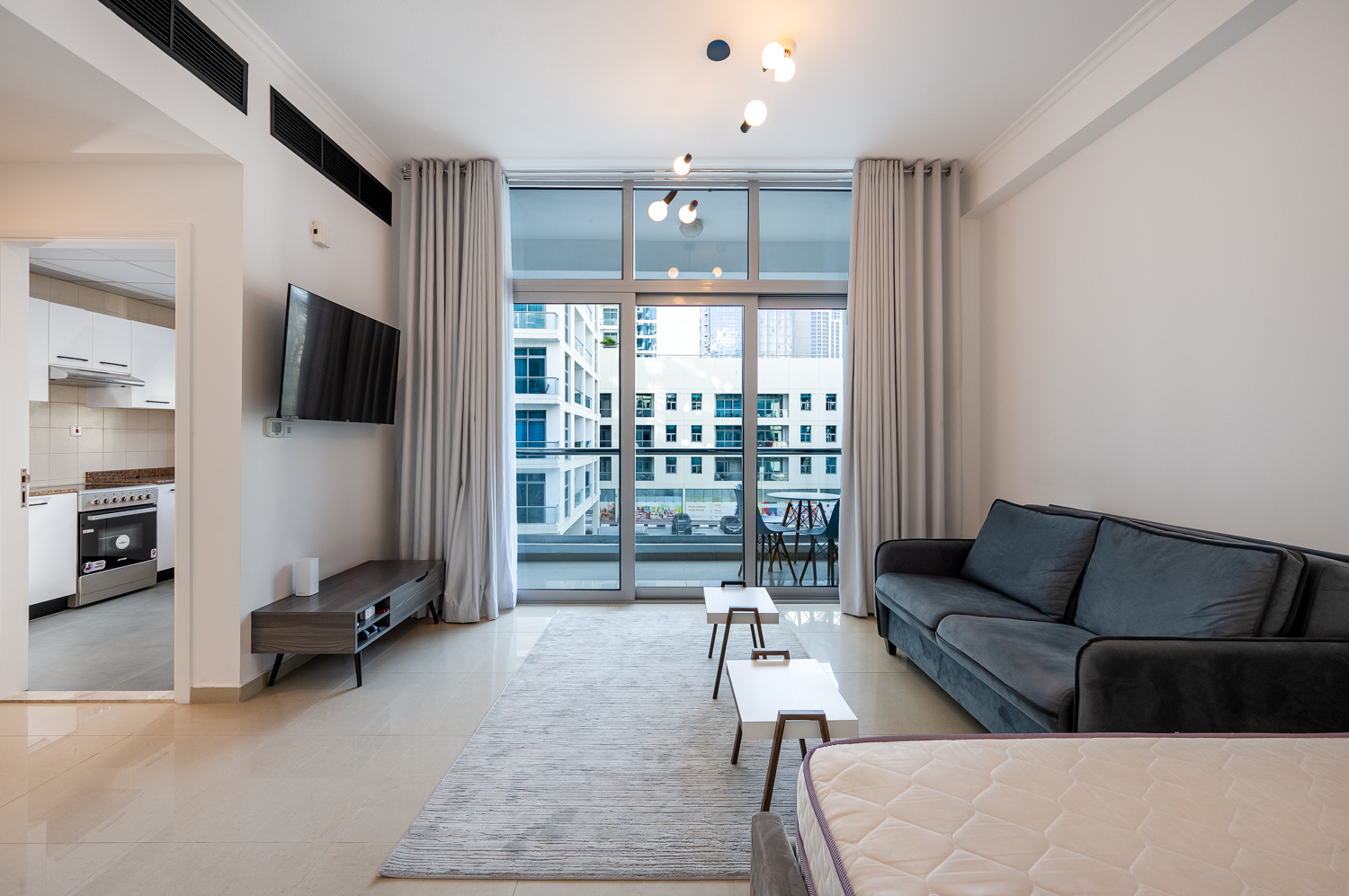  Apartment in DEC Tower 2