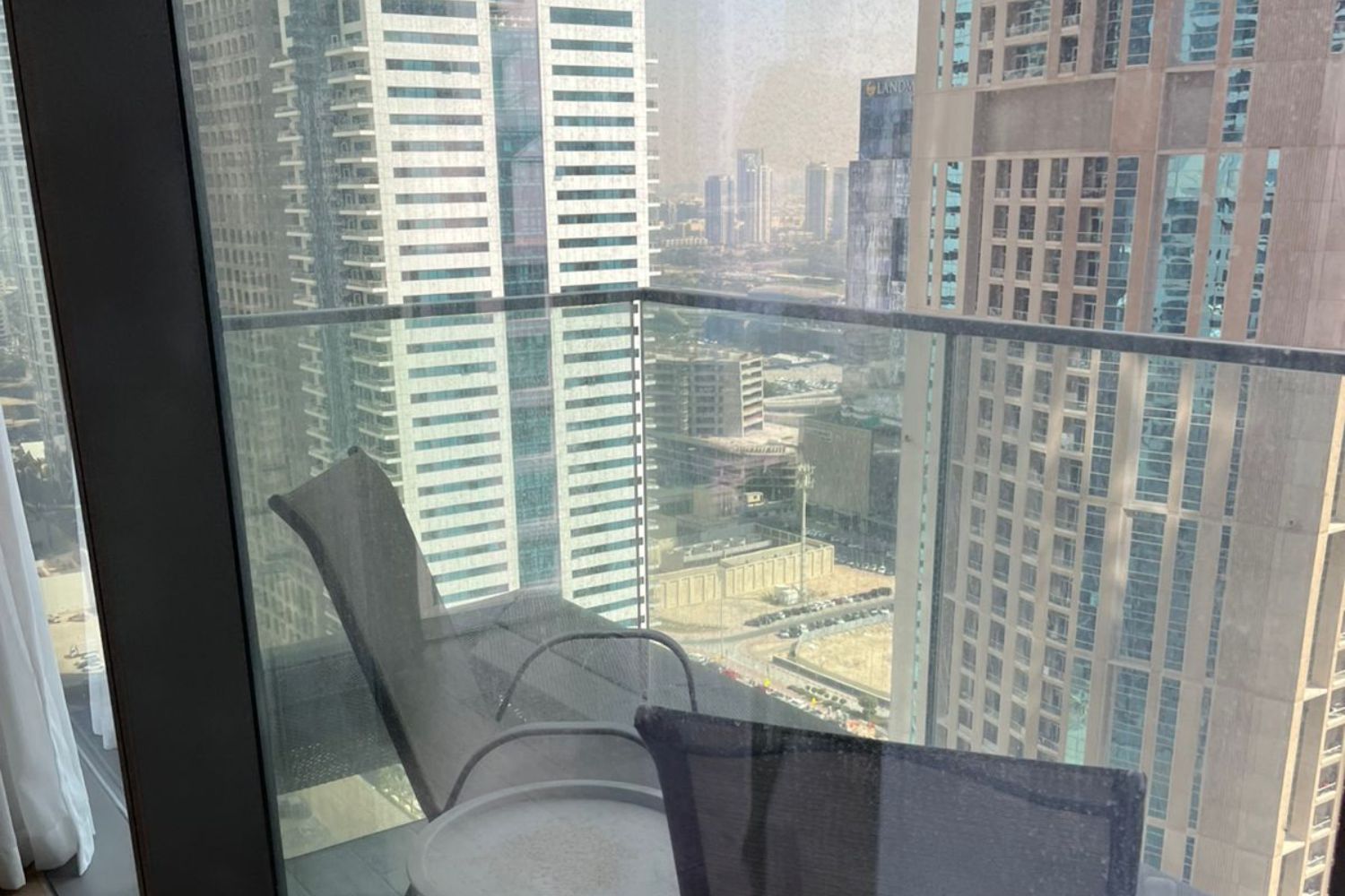 2 Bedrooms Apartment in Jumeirah Living Marina Gate