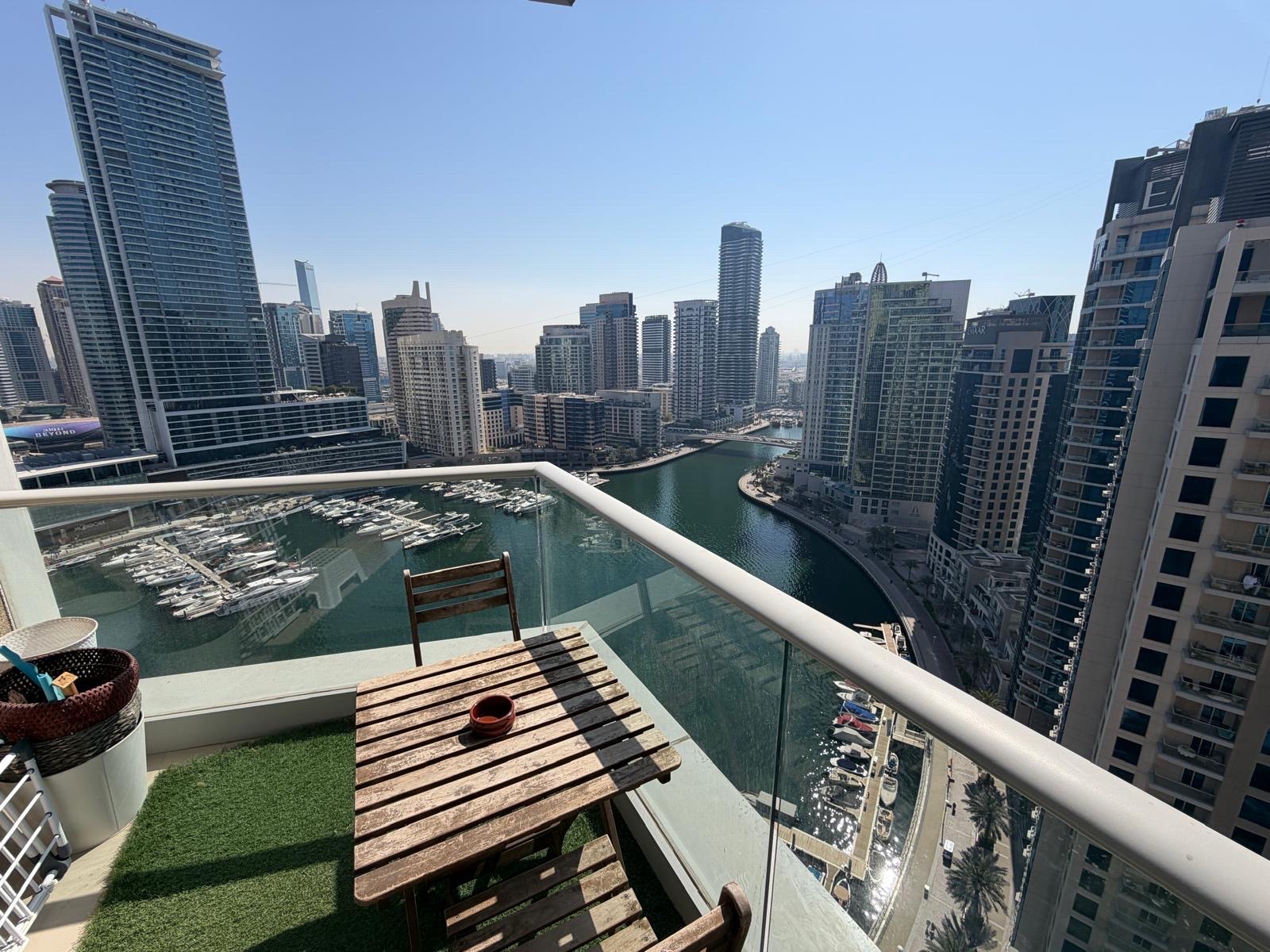 2 Bedrooms Apartment in Paloma Tower