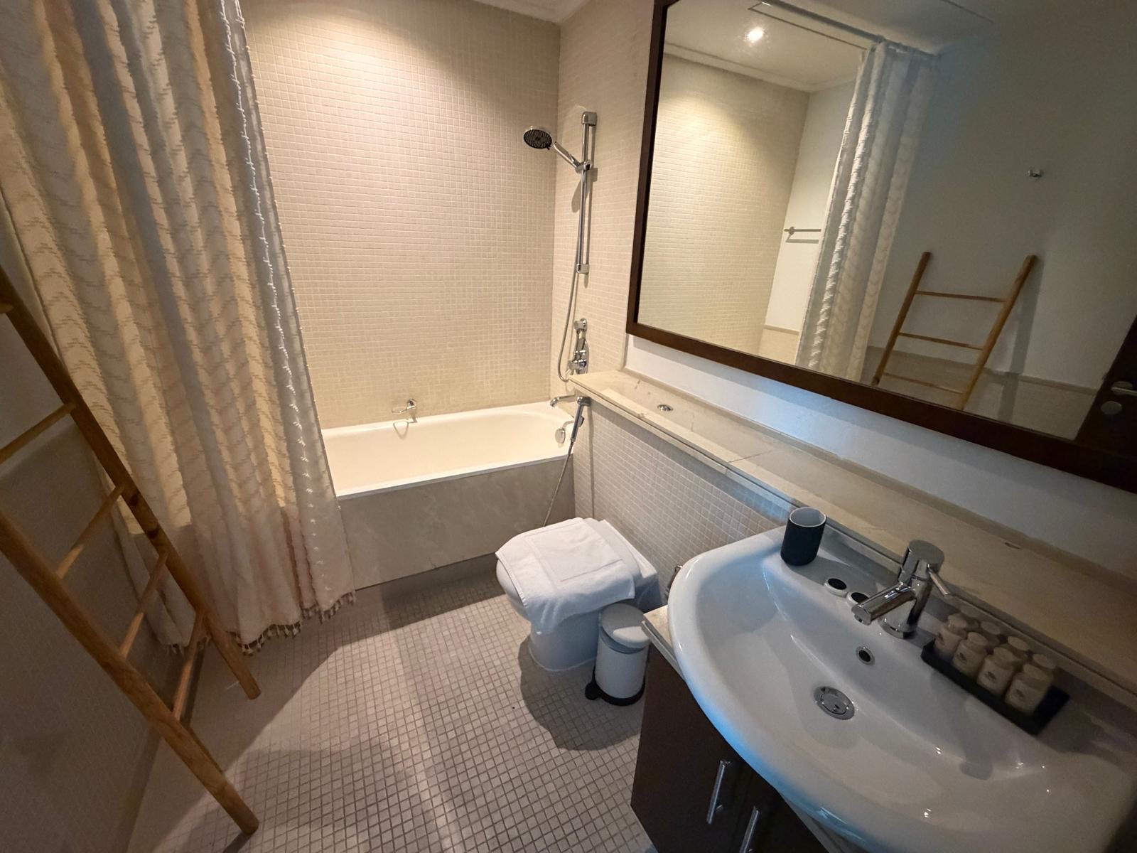 2 Bedrooms Apartment in Paloma Tower