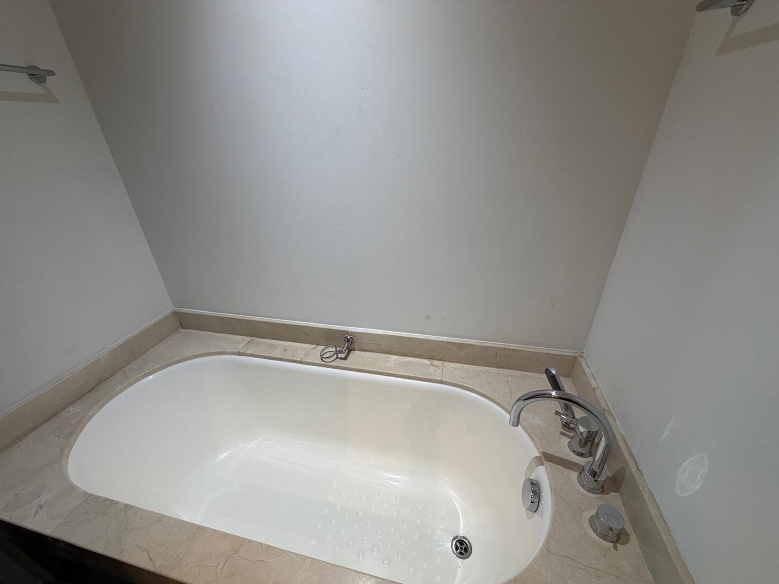 2 Bedrooms Apartment in Paloma Tower