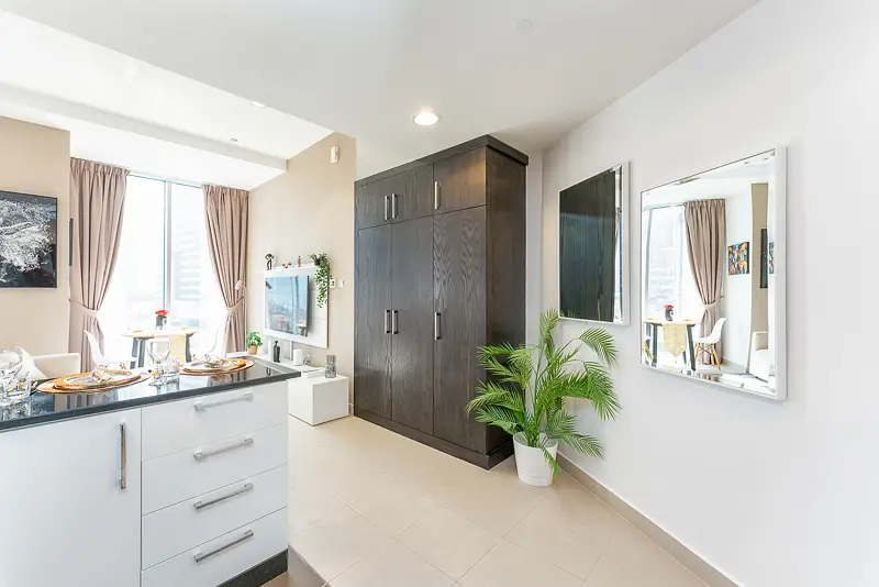  Apartment in Cayan Tower