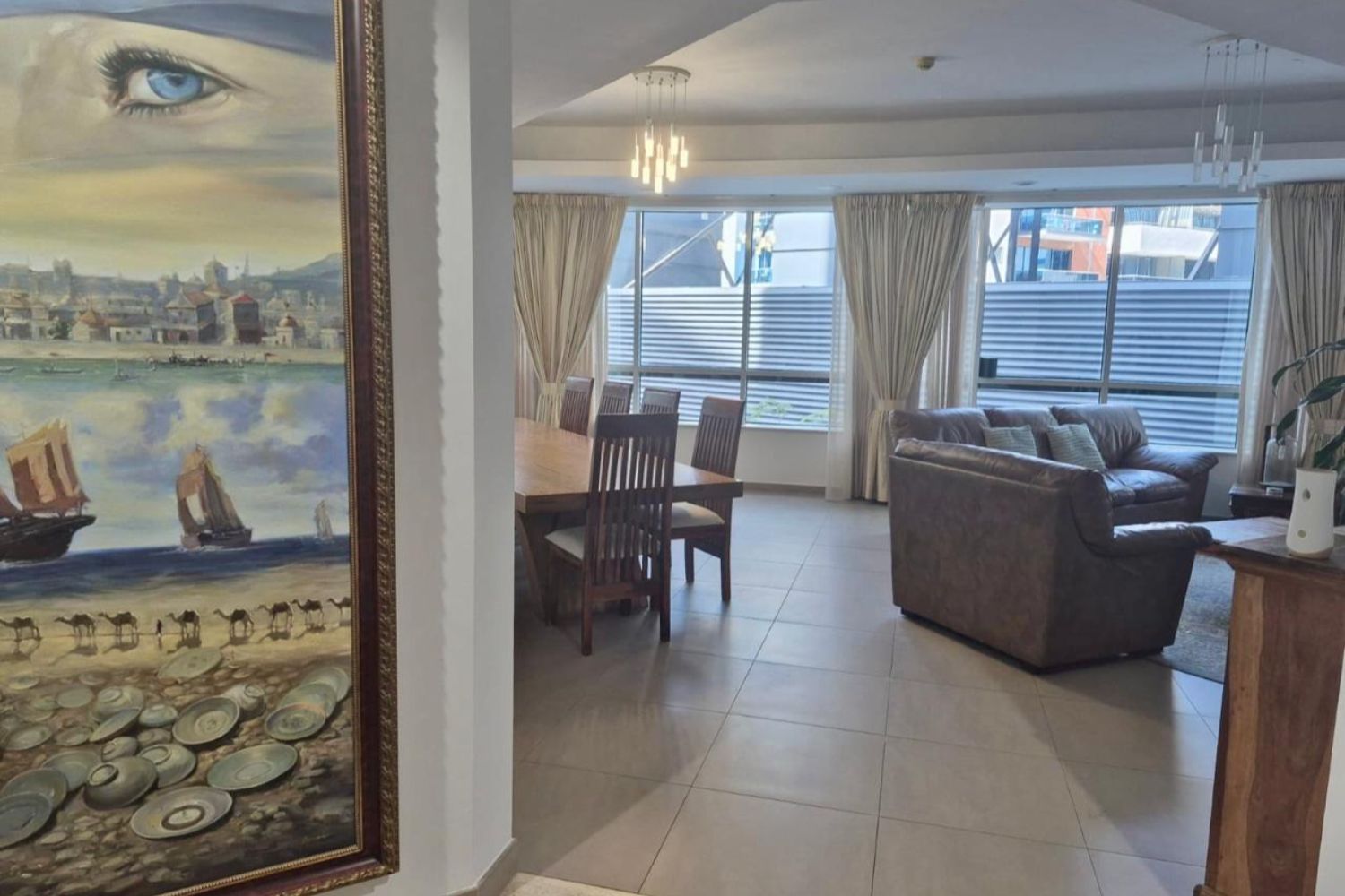 4 Bedrooms Apartment in Horizon Tower