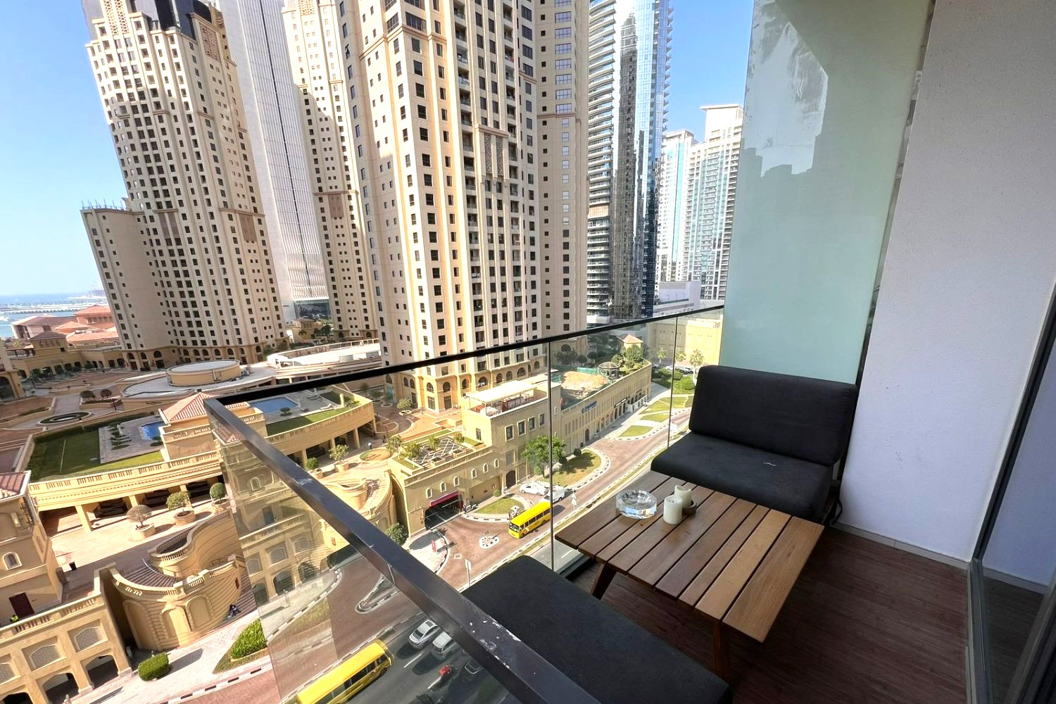  Apartment in Liv Residence