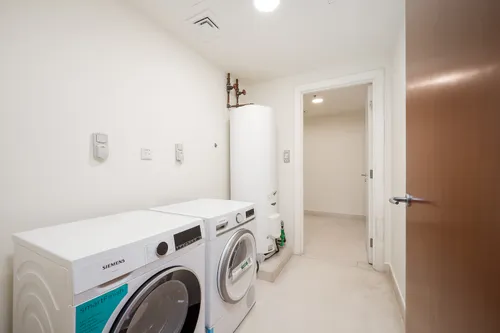 3 Bedrooms Apartment in Al Anbar Tower