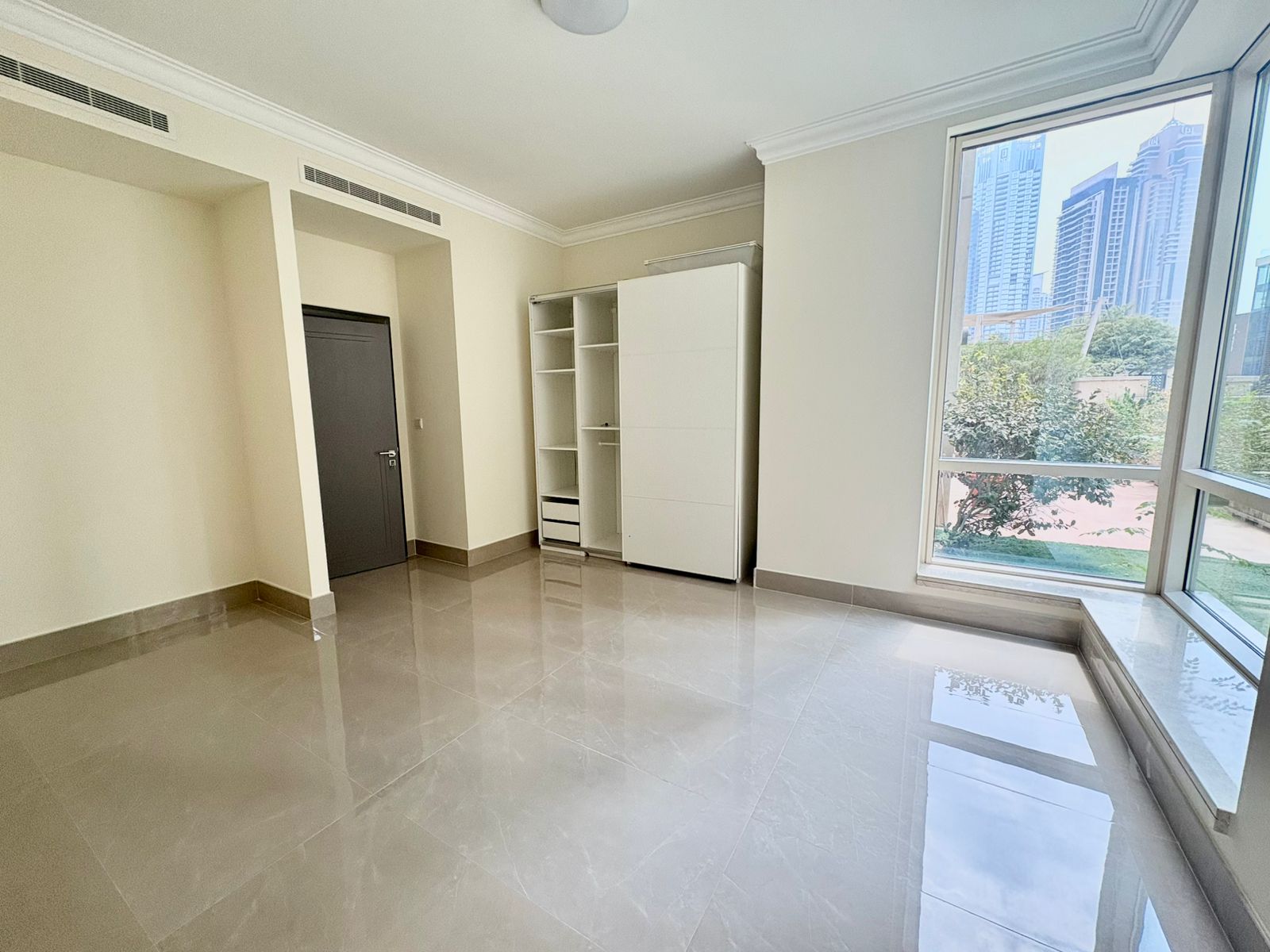 2 Bedrooms Apartment in Al Mass Tower