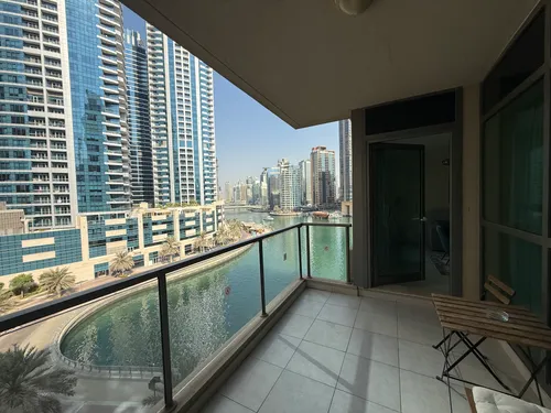 2 Bedrooms Apartment in Marina Quays North