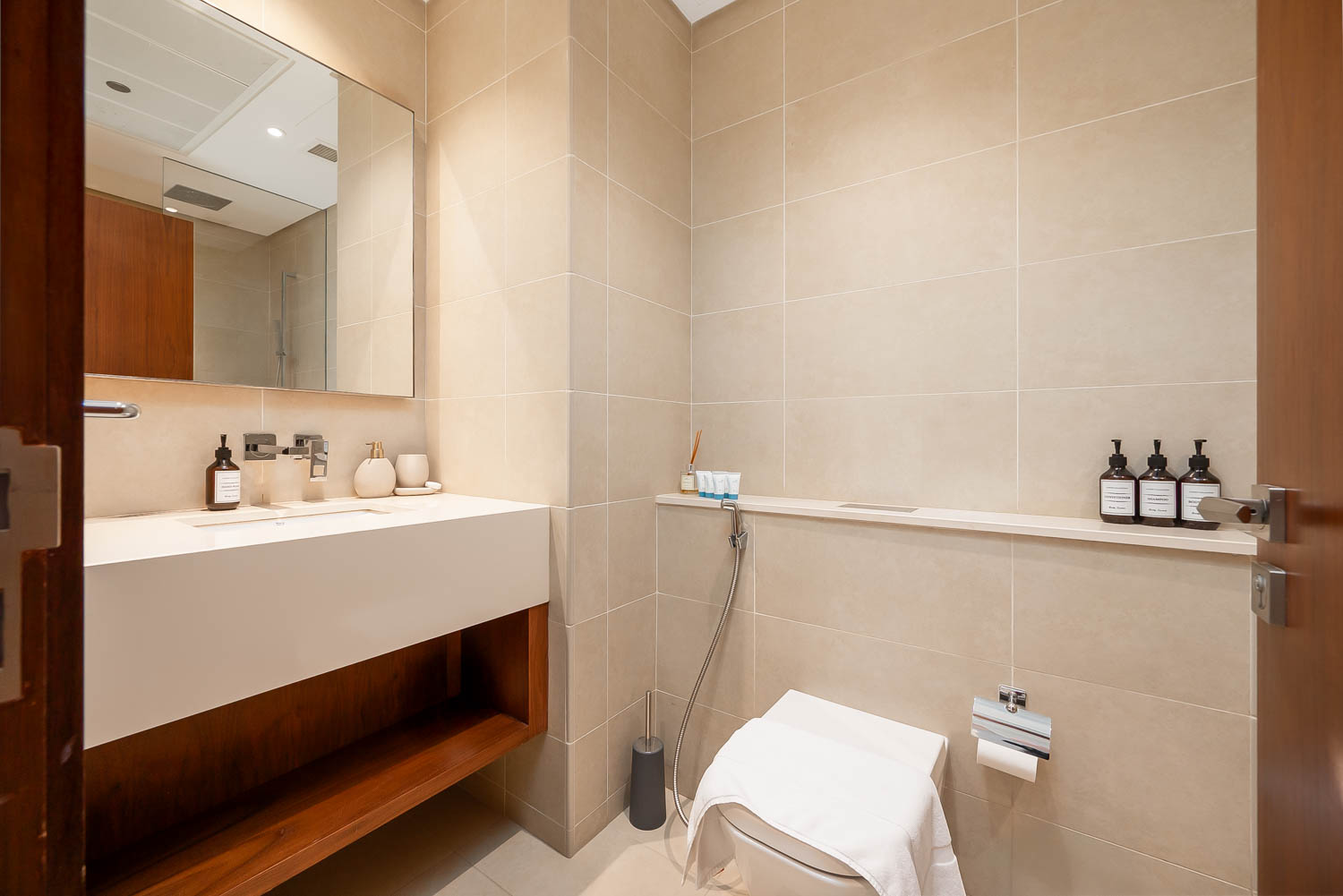 2 Bedrooms Apartment in Marina Gate 1