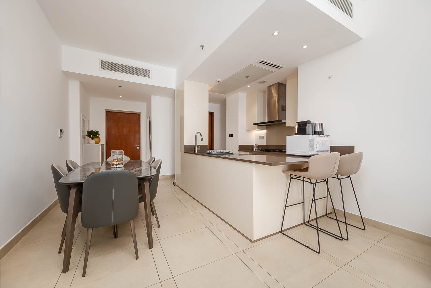 2 Bedrooms Apartment in Marina Gate 1