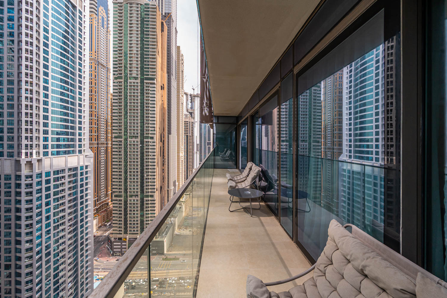 2 Bedrooms Apartment in Marina Gate 1