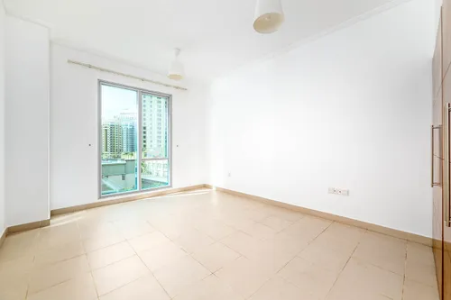2 Bedrooms Apartment in Shemara Tower