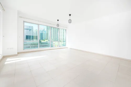 2 Bedrooms Apartment in Shemara Tower