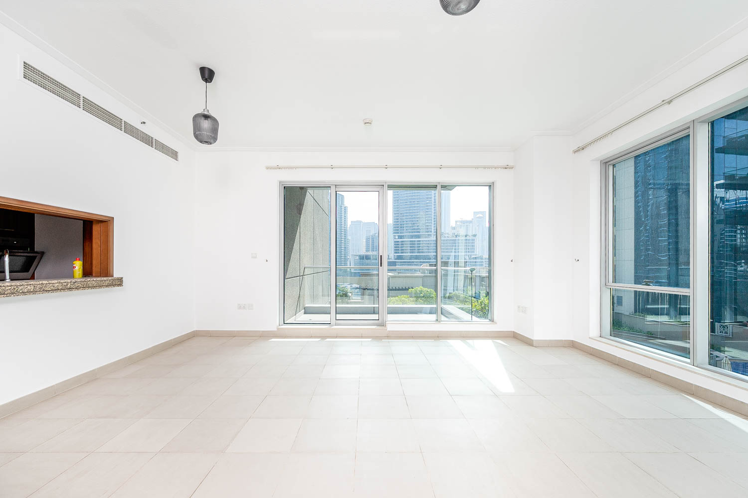 2 Bedroom Apartment in Shemara Tower