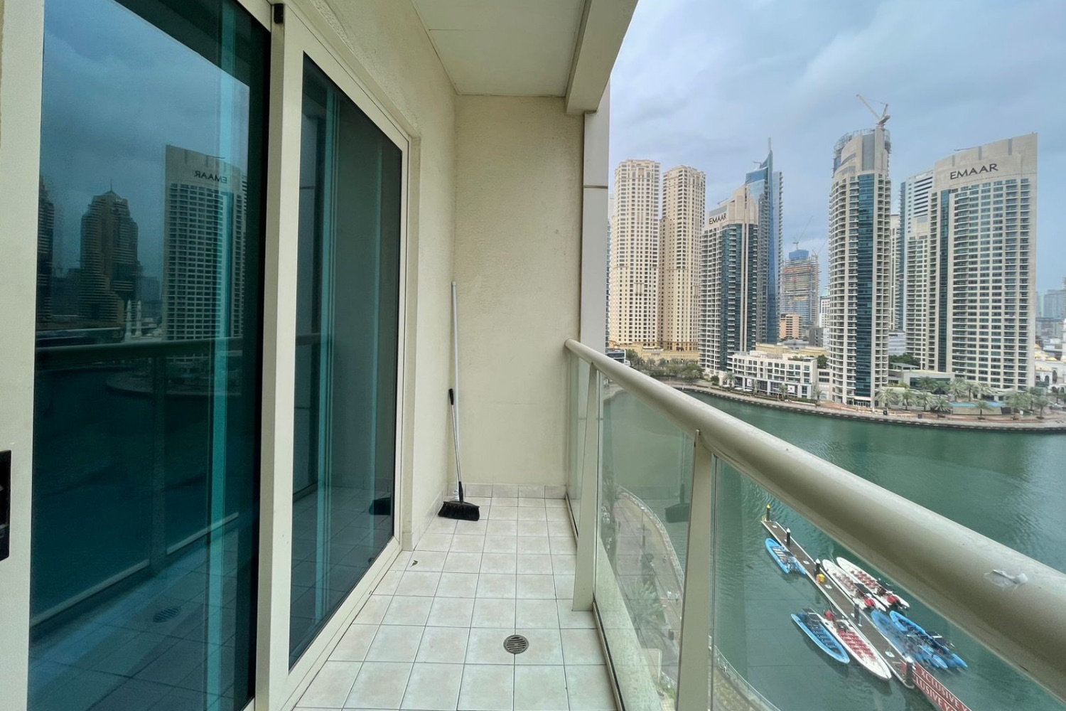  Apartment in Marina View Tower A