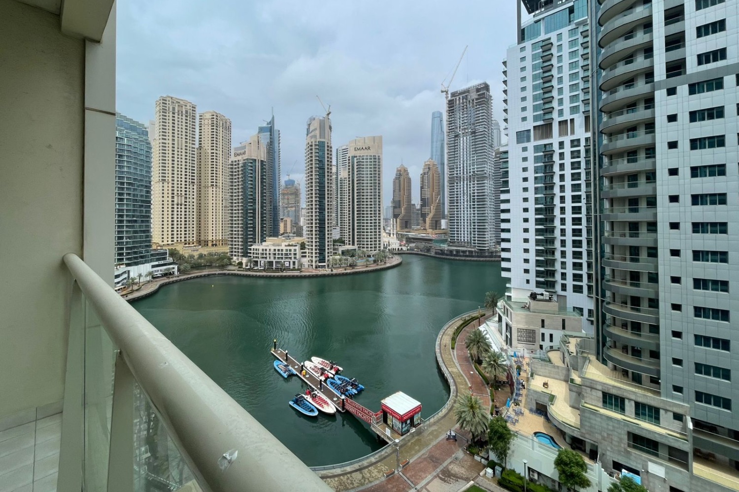  Apartment in Marina View Tower A