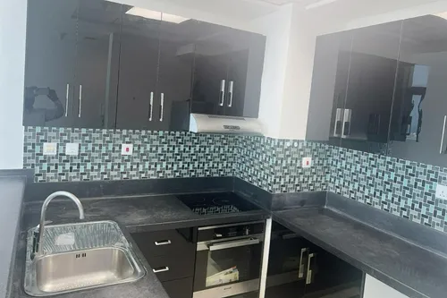 1 Bedroom Apartment in Botanica Tower